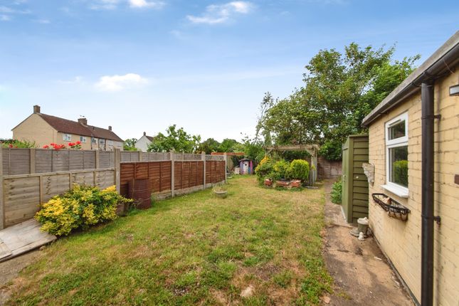 20, Cedar Avenue, Sleaford photo 4