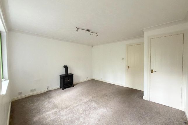 2, Beech Hurst Close, Whalley Range photo 3