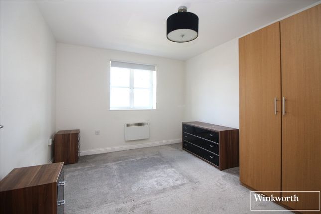 Flat for sale in Arundel Drive, Borehamwood