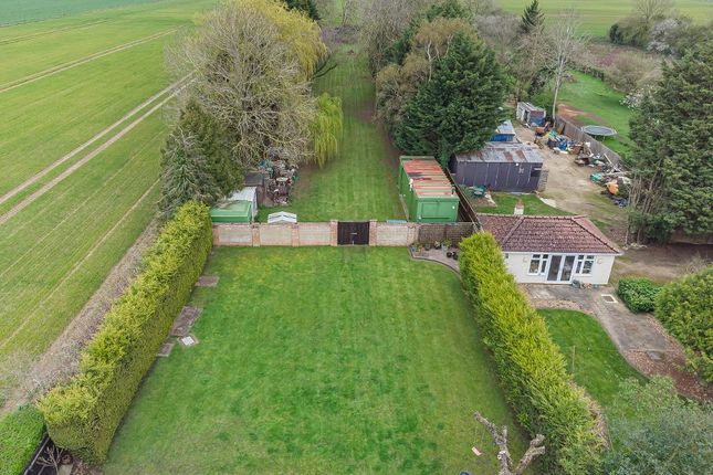 6 Lincoln Road, Glinton photo 3