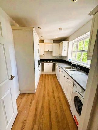 6 Crosby Court, 1 Carlisle Place, London photo 2