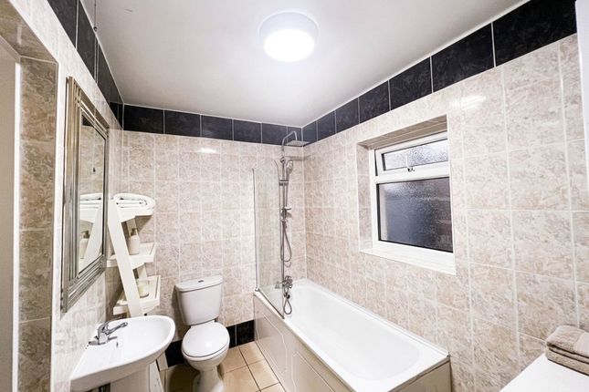 450 Katherine Road, London photo 5