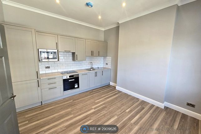 A Bellfield Avenue, Cheadle Hulme, Cheadle photo 2