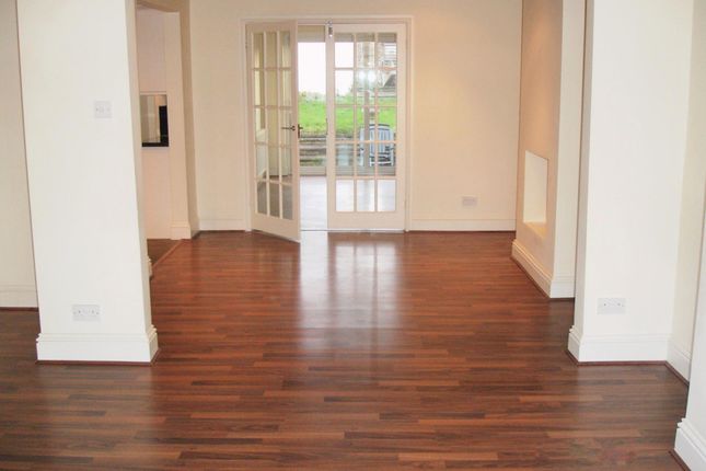 15, Ferney Road, Herts photo 5