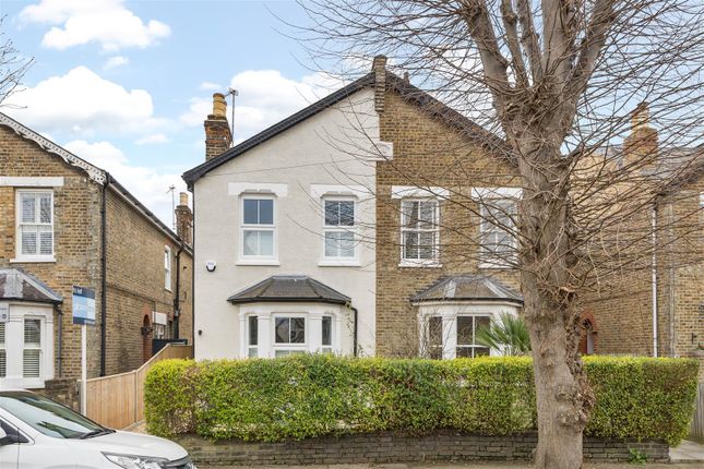 Thumbnail Semi-detached house to rent in Canbury Avenue, Kingston Upon Thames