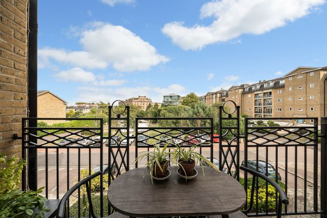 Flat 12 Clayton House, 50, Trinity Church Road, Barnes photo 3