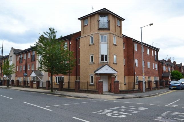 3 Bedroom Apartment For Rent