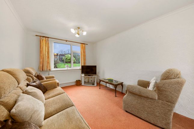 22, Pinfold Close, Chesterfield photo 2