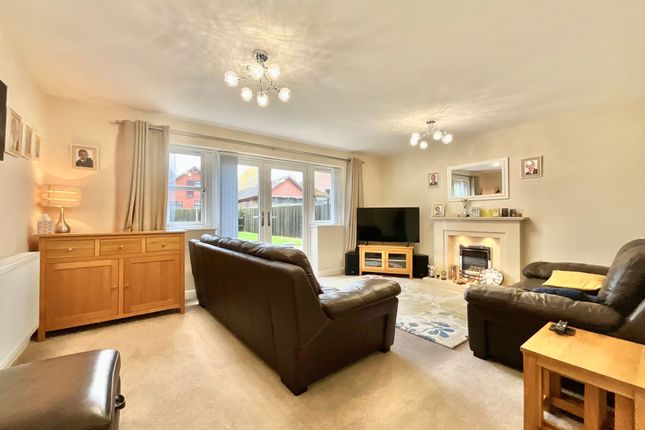5 Calverhay Close, Stoke-On-Trent photo 3