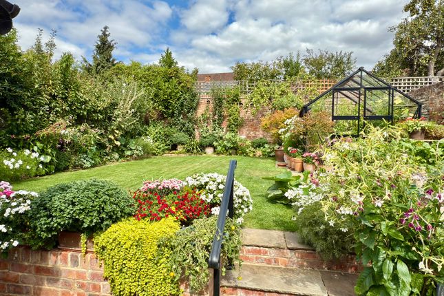 6, St Marys Lane, Tewkesbury photo 3