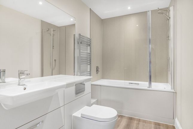 45 Hampdens Way, Watlington photo 3