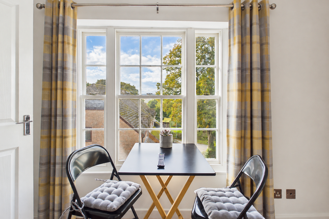 The Lodge,Flat 7, High Street, Lydney photo 3