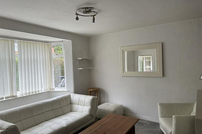 75, Lyndene Road, Manchester photo 2