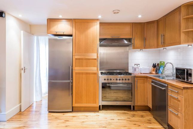 Thumbnail Flat to rent in Fulham Palace Road, Hammersmith
