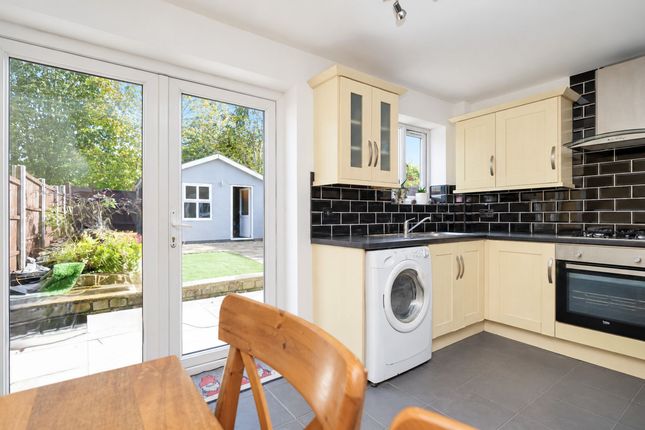 77 Cunnery Meadow, Leyland photo 3