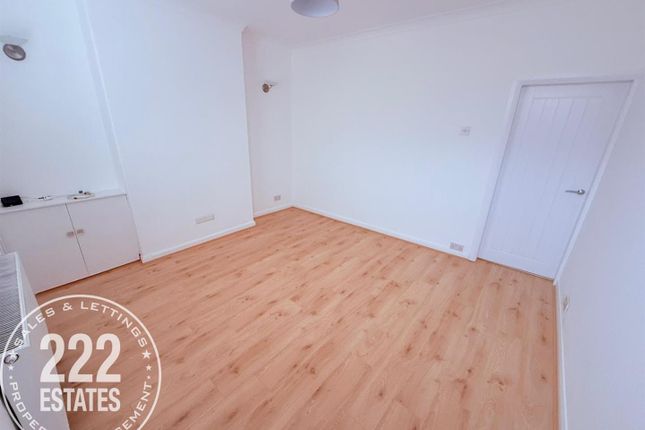 134, Gorsey Lane, Warrington photo 2