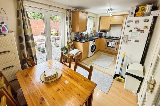 6, Sandringham Close, Derbyshire photo 3