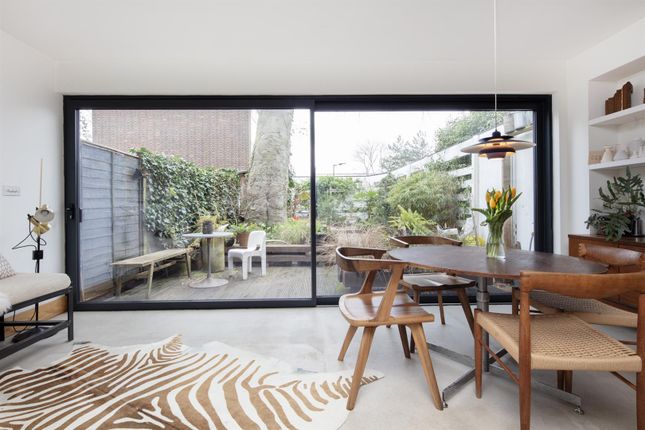 End terrace house for sale in Champion Hill, Camberwell