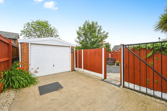 63, Warrington Road, Lancashire photo 2