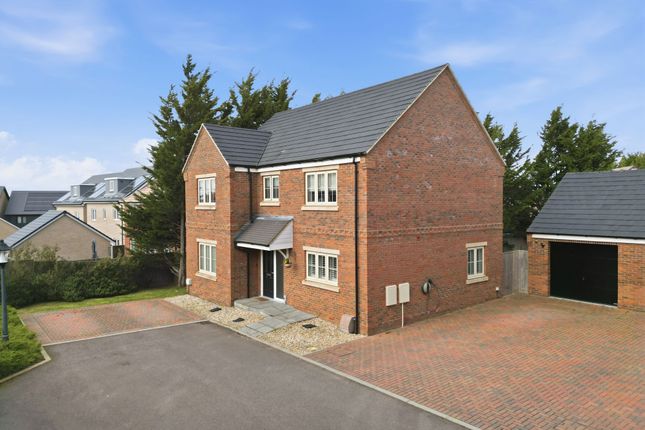 4-bed house on 7 Wavendon Lodge Mews, Milton Keynes, £675,000