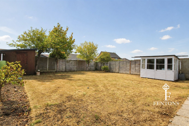 55, Elm Tree Avenue, Frinton-on-Sea photo 3