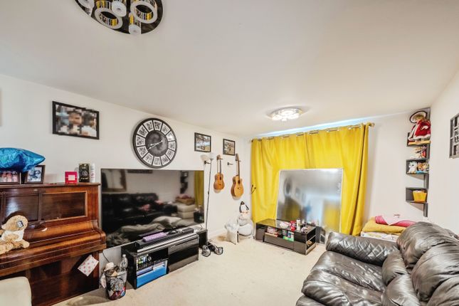11, Mantella Drive, Hereford photo 4