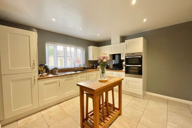 4 Westhorpe Lane, Stafford photo 3