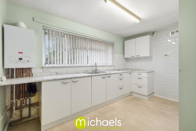 18, Dewberry Close, Colchester photo 4
