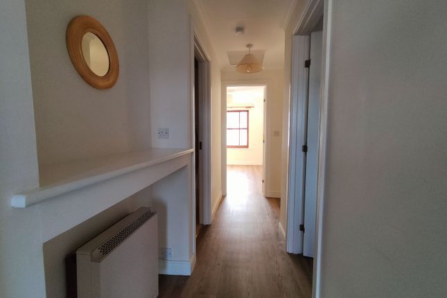 14, Hewetson Court, Keswick photo 2