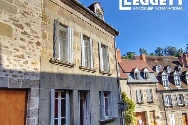 Thumbnail Villa for sale in Aubusson, Creuse, Nouvelle-Aquitaine