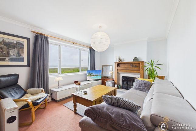 18 Voeside, Bressay, Shetland photo 3