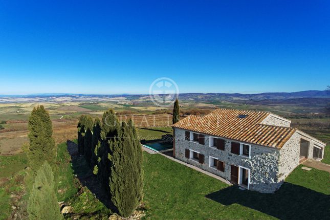 Villa for sale in Castiglione D'orcia, Siena, Tuscany