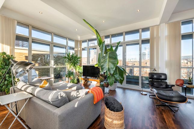 Flat 14, Artbrand House, London photo 4