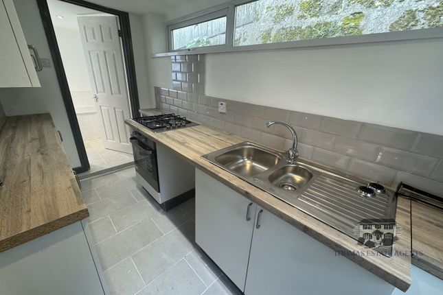 20, Aberrhondda Road, Porth photo 5
