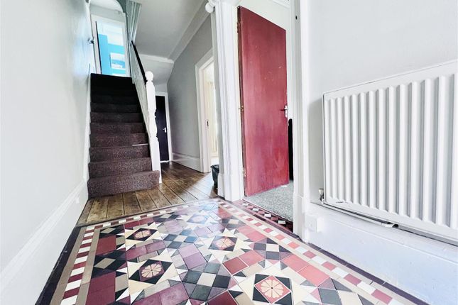 End terrace house to rent in Burford Road, Nottingham