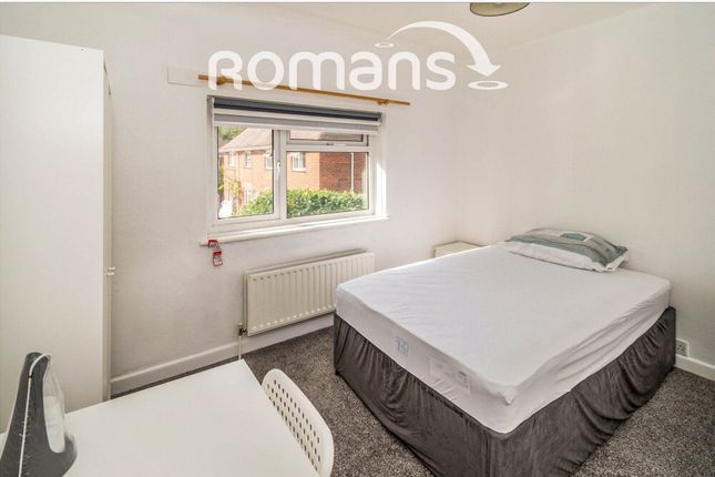 87, Gordon Avenue, Winchester photo 5