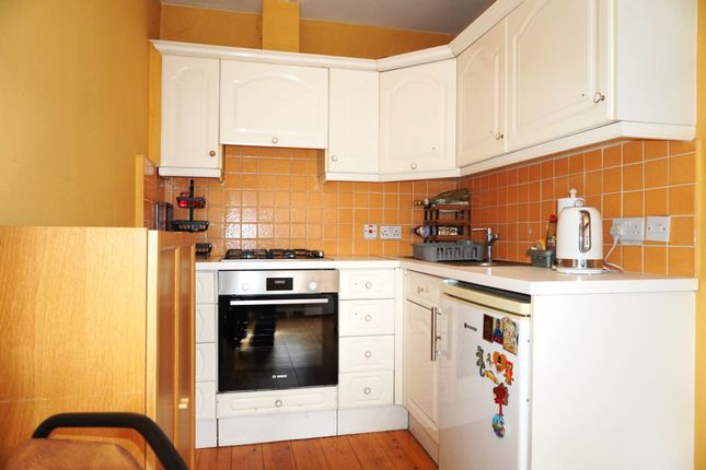 101, Mellitus Street, London photo 5