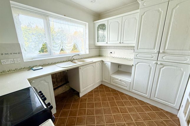 4, Grove Road, Great Yarmouth photo 3