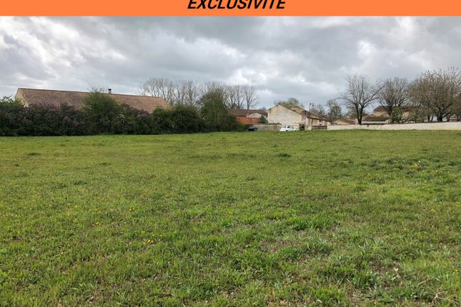 Land for sale in Loulay France, Charente Maritime, France