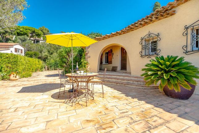 Villa for sale in Les Issambres, St Raphaël, Ste Maxime Area, French Riviera