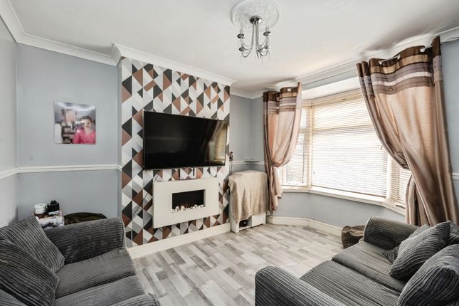10, Pentyla Road, West Glamorgan photo 3
