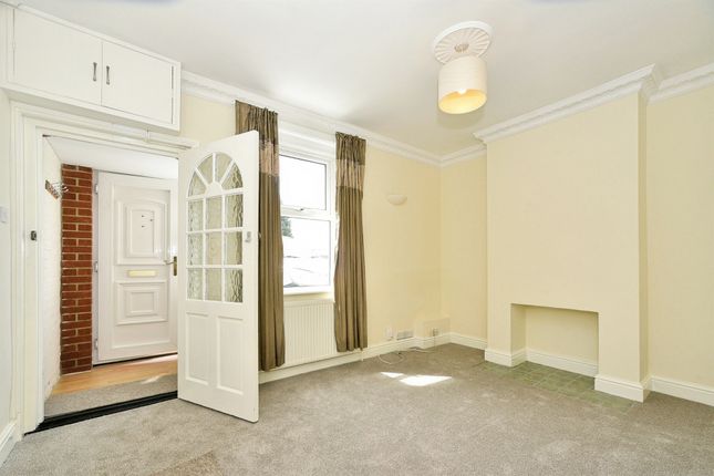 57, Windsor Road, Salisbury photo 3