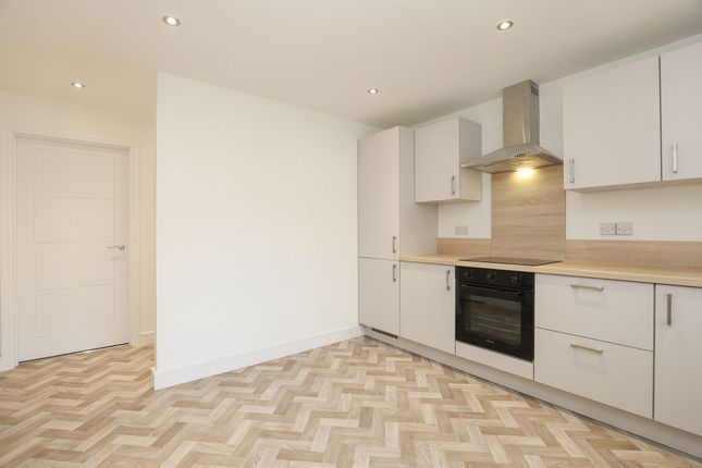 1 Gratton Place, Chesterfield photo 4