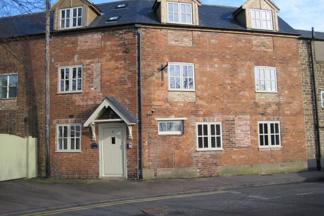 Thumbnail Flat to rent in Westgate, Oakham