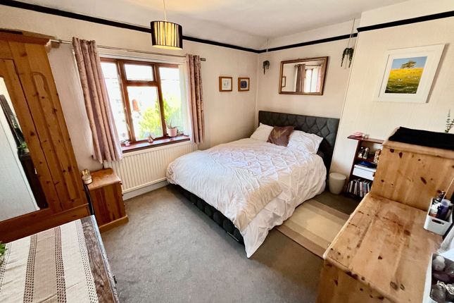 124 Tickford Street, Newport Pagnell photo 4