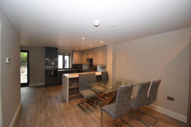 Manor Farm Close 3, Lime Avenue, Leamington Spa photo 2