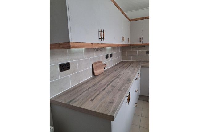 25, Spencer Street, Consett photo 4