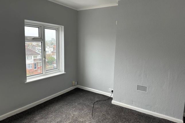 5 b, Western Parade, Reigate photo 3