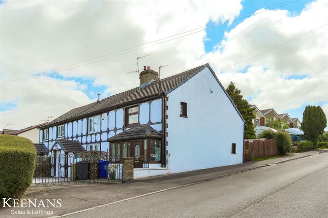 Fields Farm Cottage, Hawthorn Avenue, Oswaldtwistle photo 2