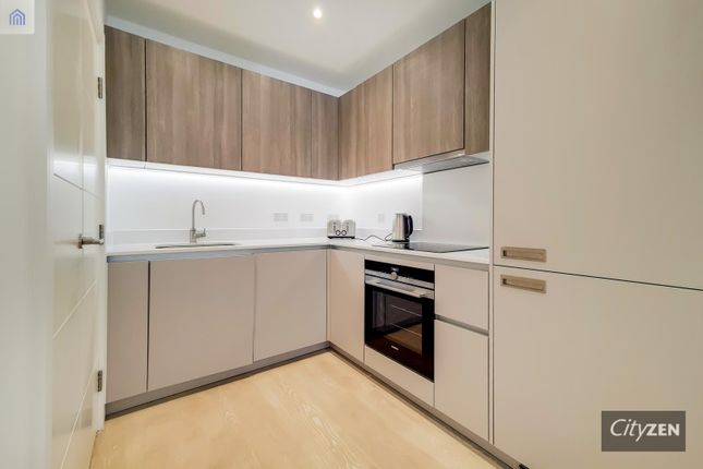 28, 5 The Avenue, London photo 2